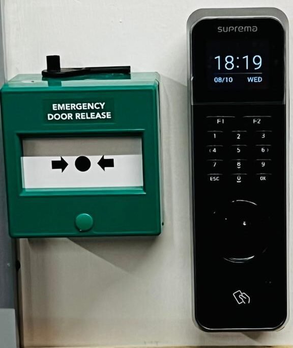 Suprema Access control